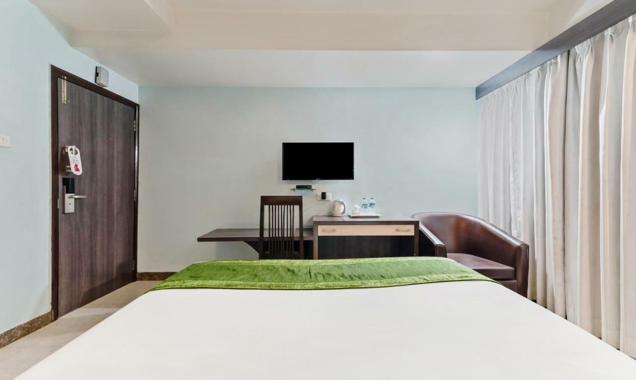 Oyo 3811 Geetanjali Regency Otel Kalküta Dış mekan fotoğraf