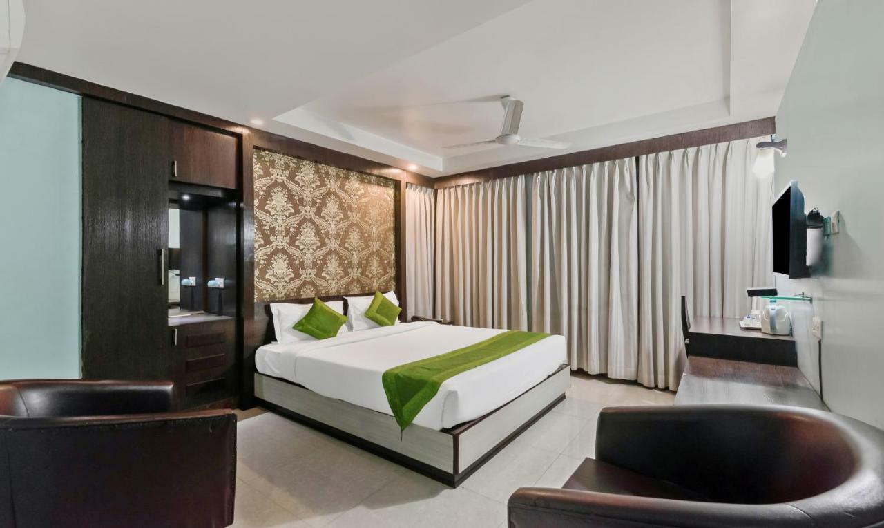 Oyo 3811 Geetanjali Regency Otel Kalküta Dış mekan fotoğraf
