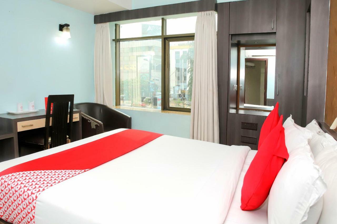 Oyo 3811 Geetanjali Regency Otel Kalküta Dış mekan fotoğraf