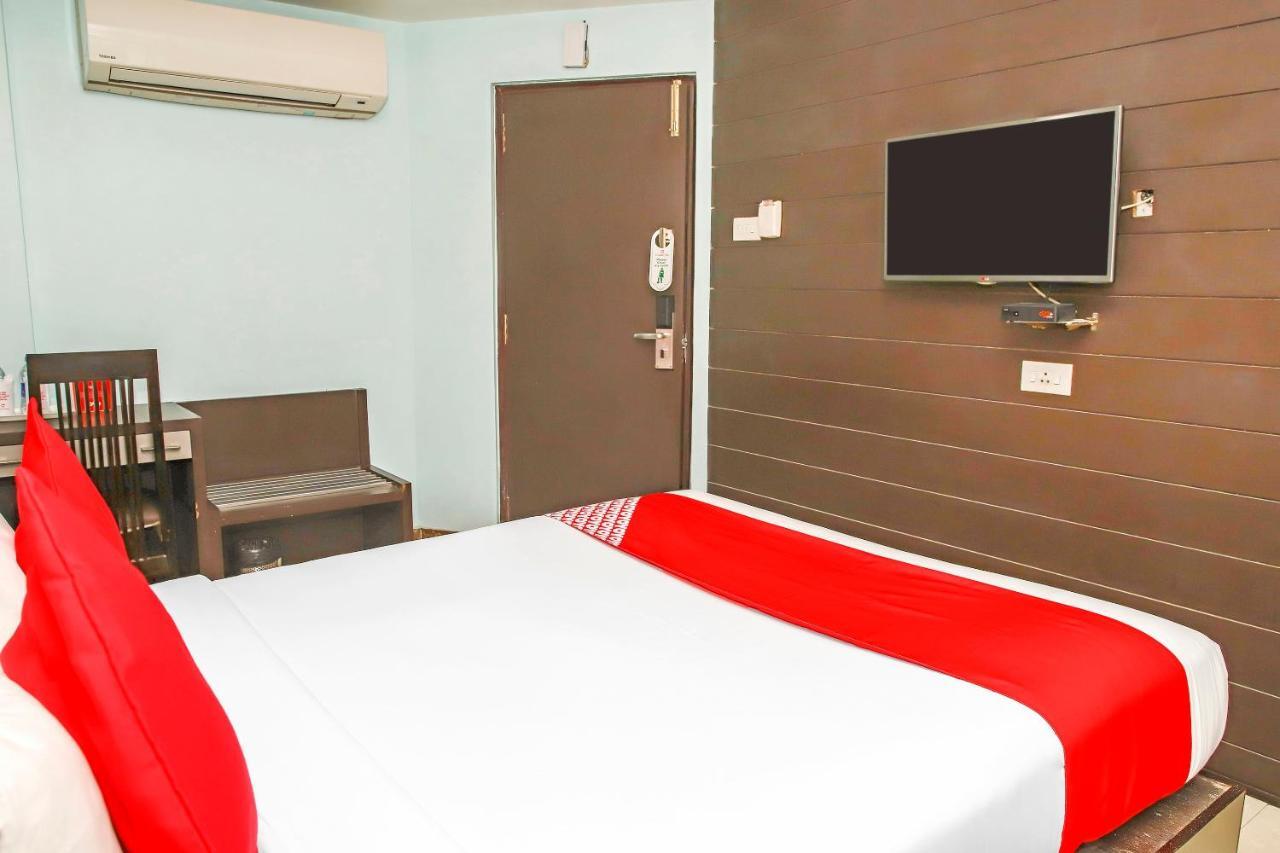 Oyo 3811 Geetanjali Regency Otel Kalküta Dış mekan fotoğraf